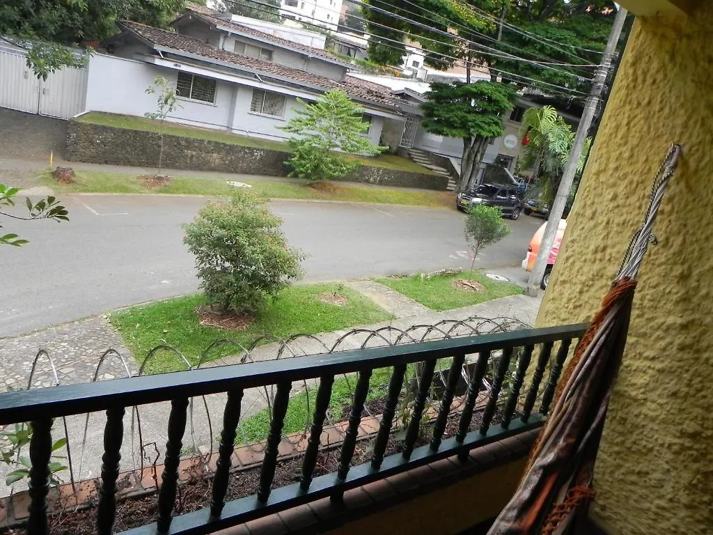 Bed & Breakfast Tamarindo B&B Medellin