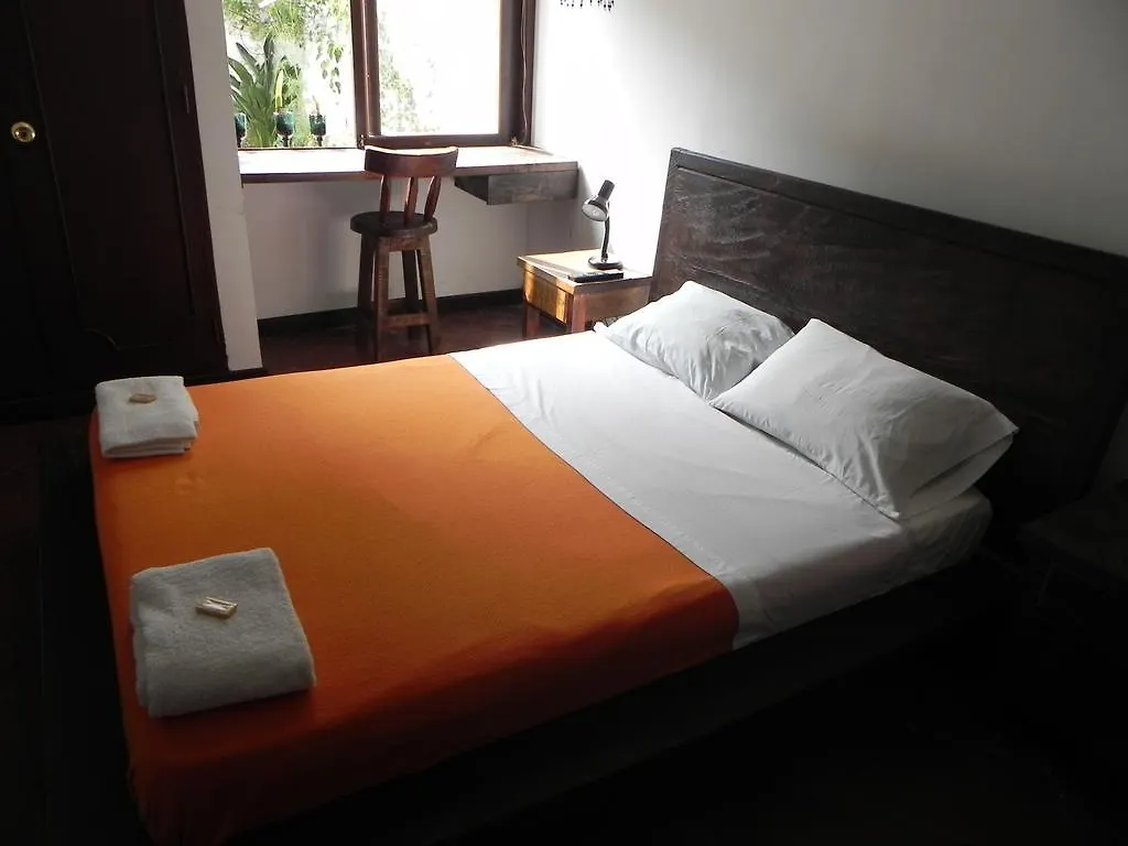 ** Bed & Breakfast Tamarindo B&B Medellin Colombia