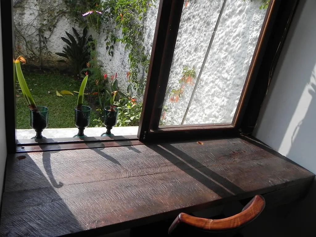 Tamarindo B&B Medellín Alojamento de Acomodação e Pequeno-almoço